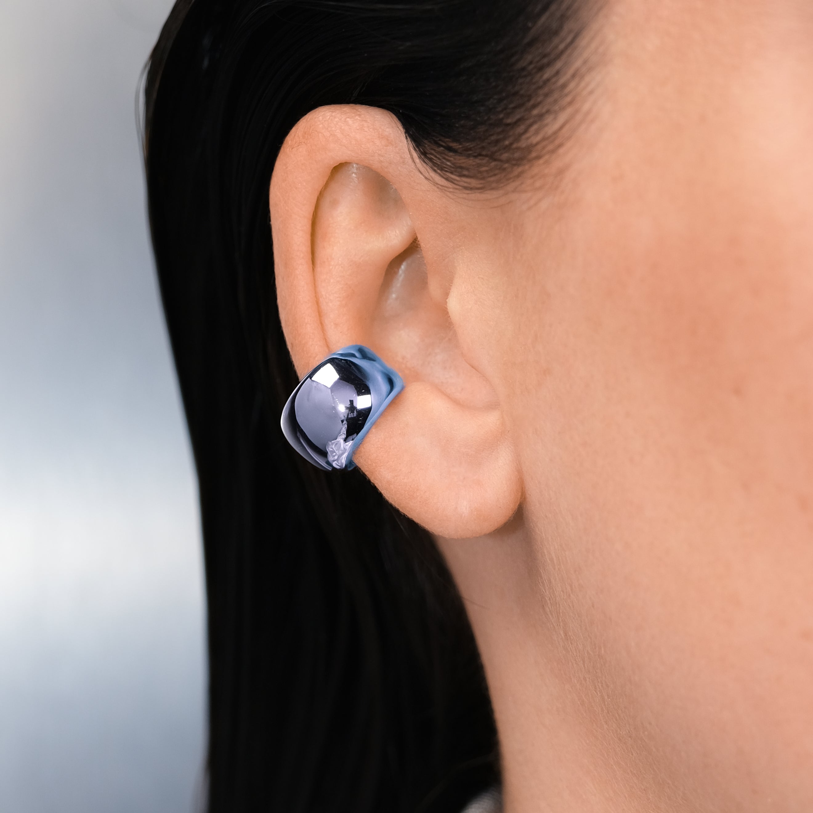 ARA_EARCUFF_BLUE_EAR