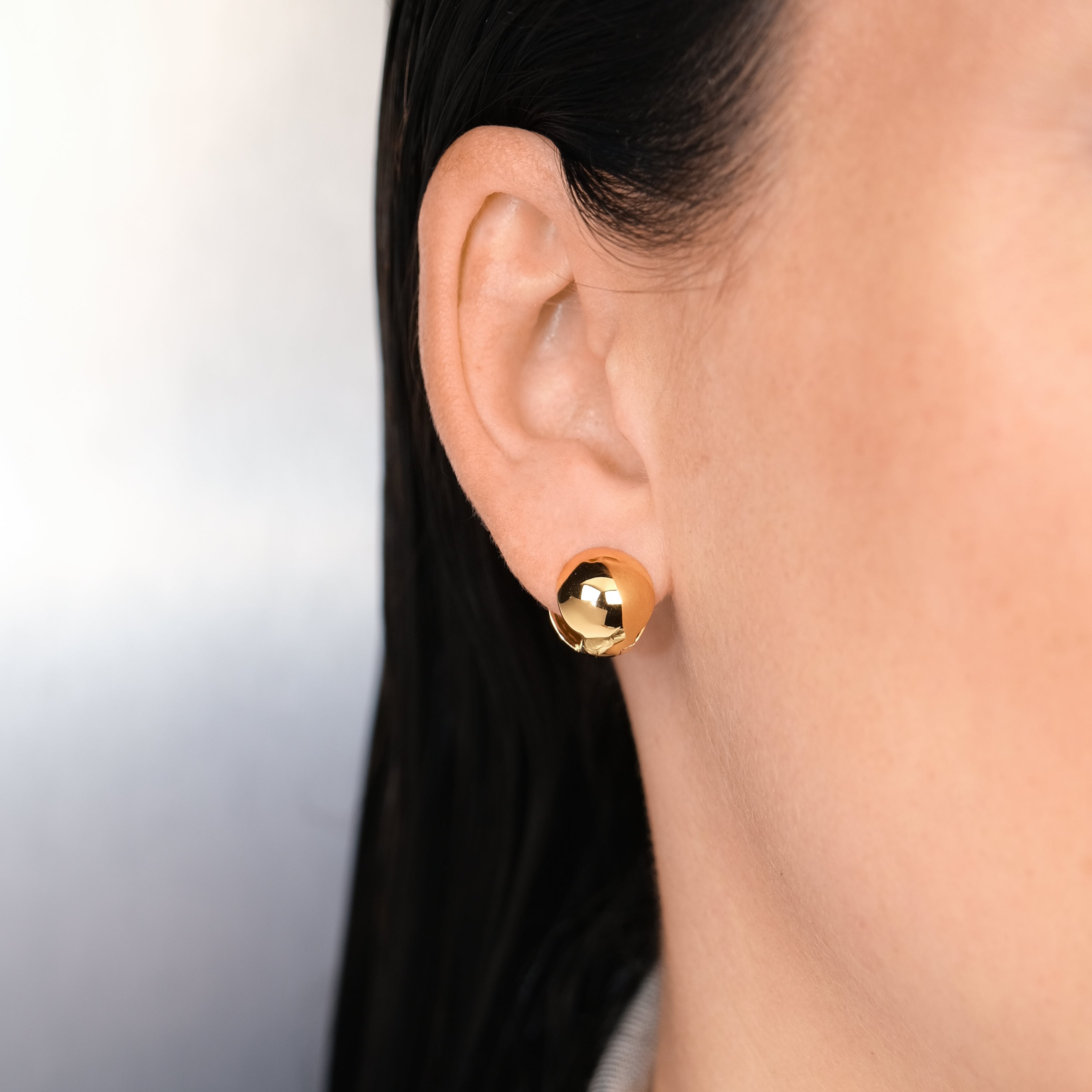 BALLY_EARRING_GOLD_EAR