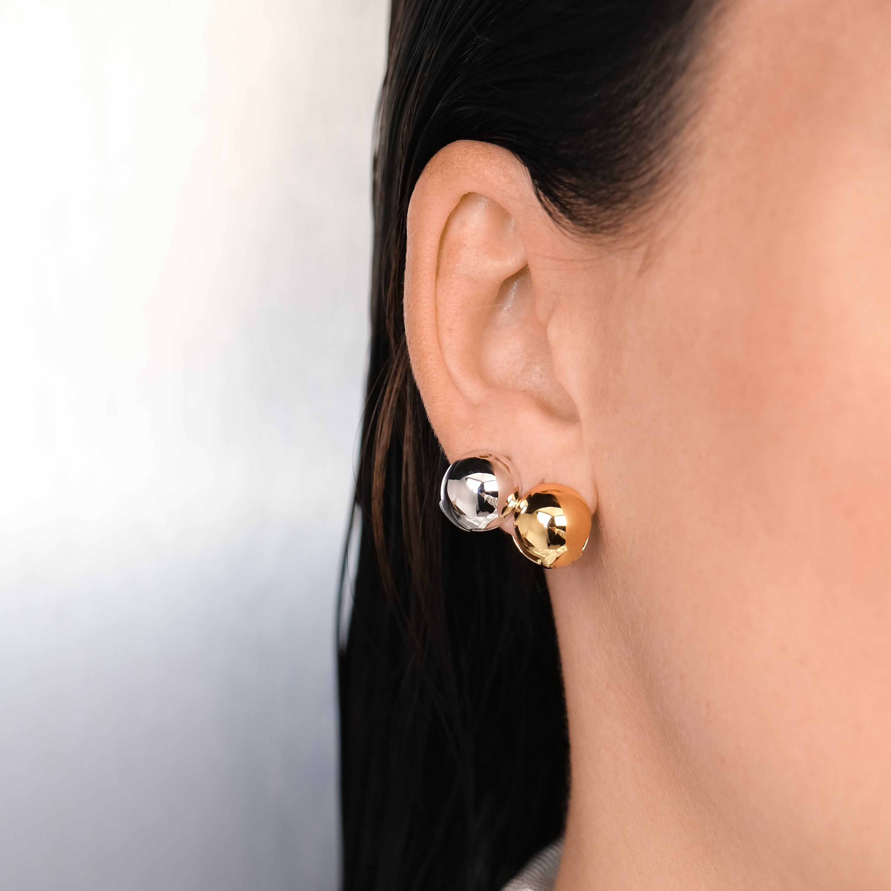 BALLY_EARRING_SILVER_GOLD_EAR