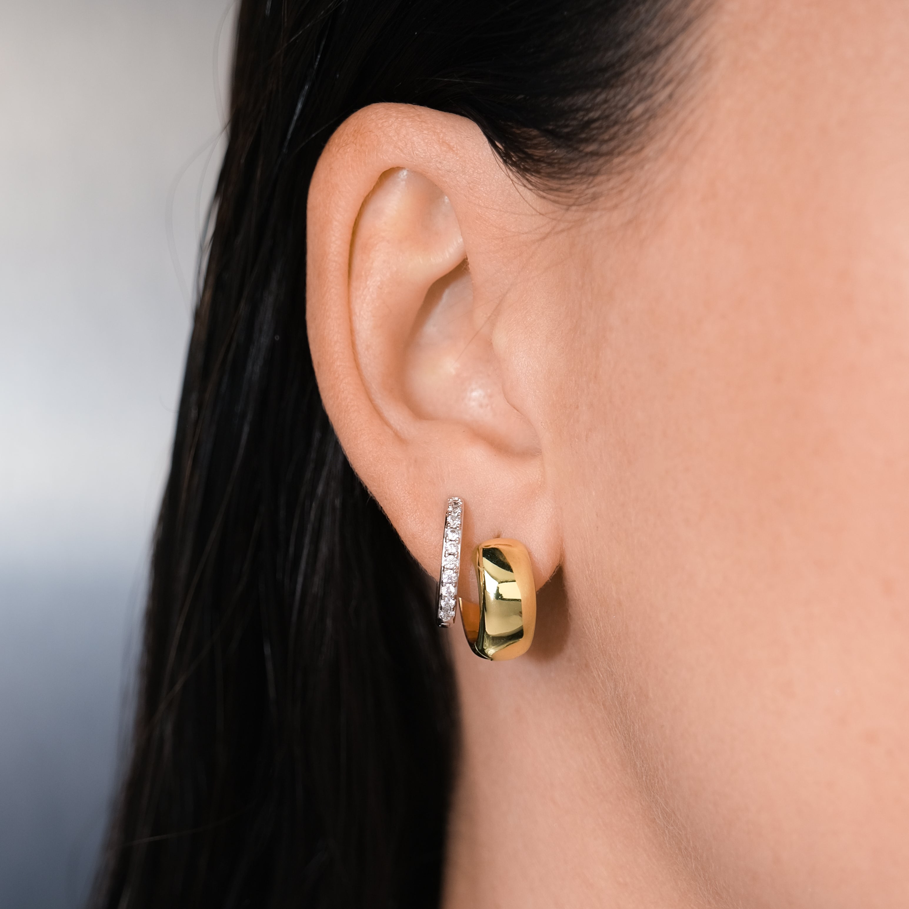 BAYGOLD_IVYSSILVER_EARRING_EAR