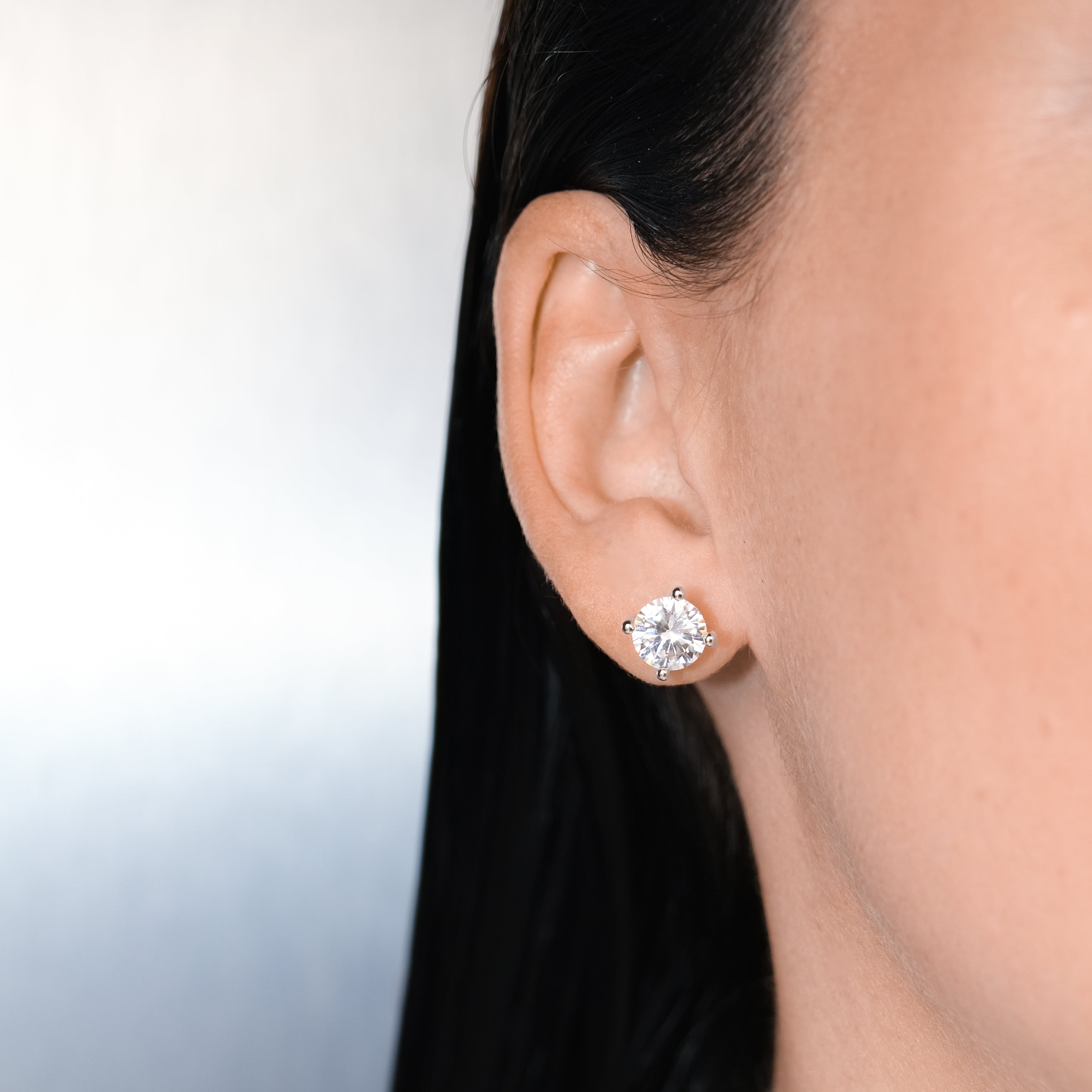 CRYSTAL_DIAMOND_EARSTUD_SILVER_EAR