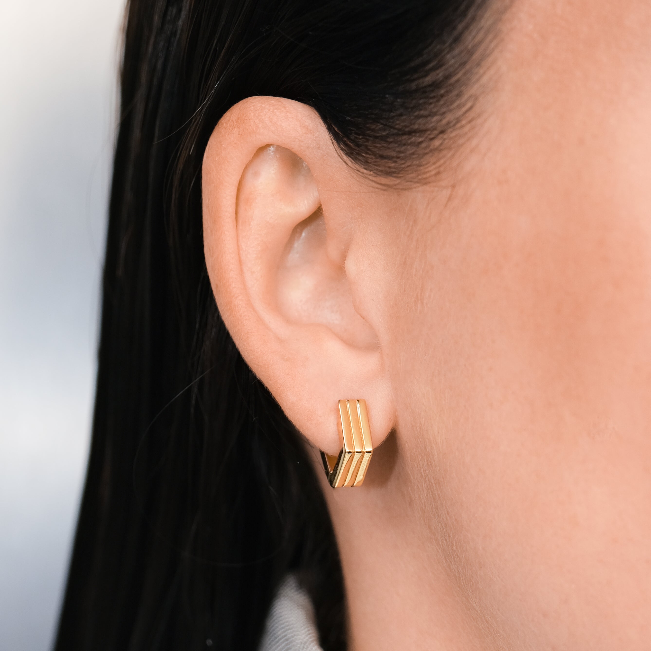 MAY_EARRING_GOLD_EAR